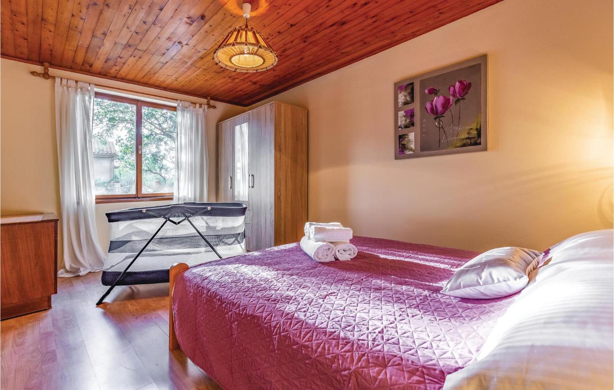 1 Bedroom Pet Friendly Home In Sisan Exterior foto