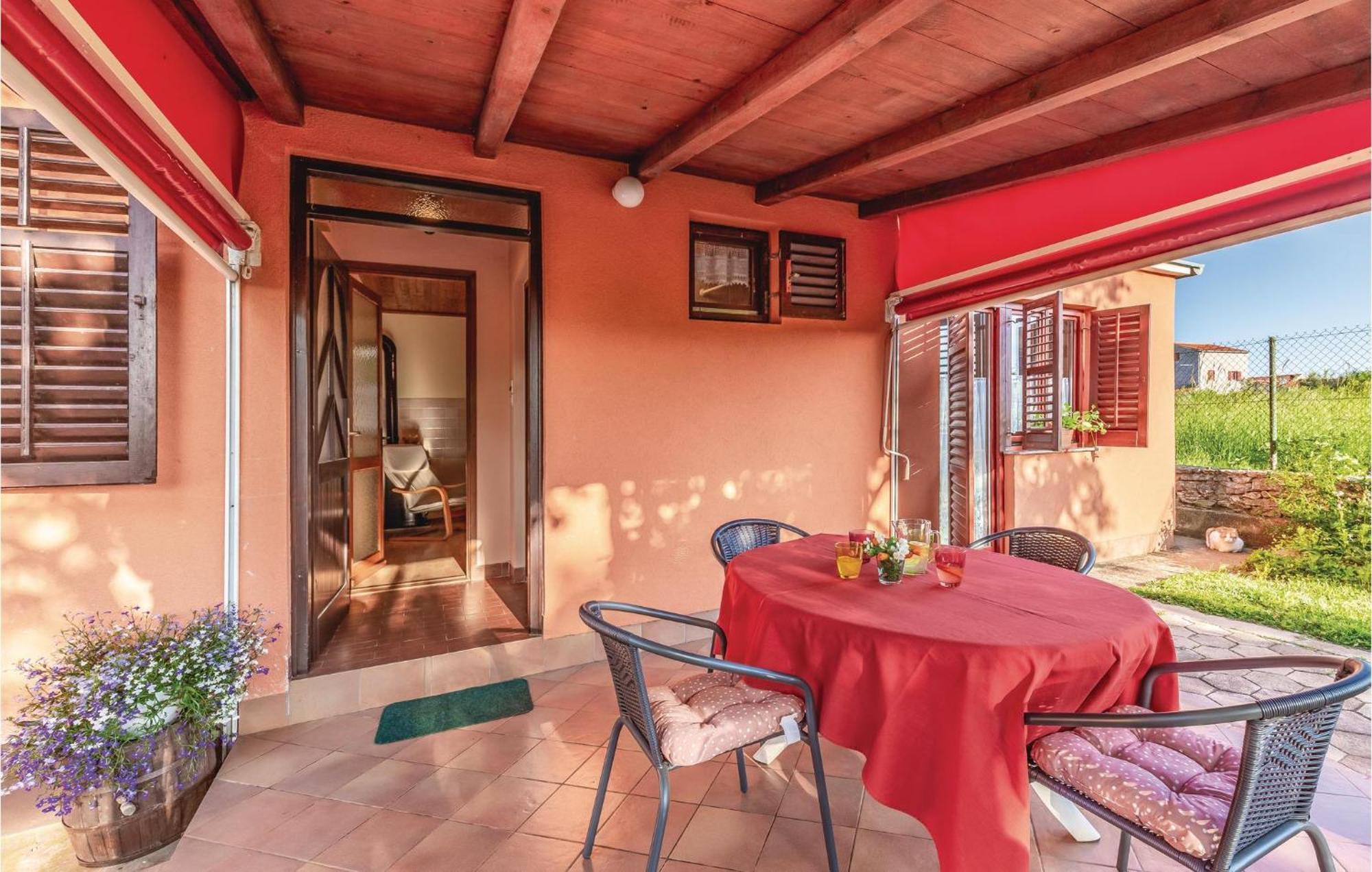 1 Bedroom Pet Friendly Home In Sisan Exterior foto
